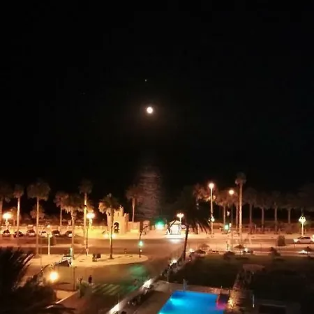 Apartamento-estudio First Line Of The Malaga -benalmadena شقة فندقية بينالماذينا