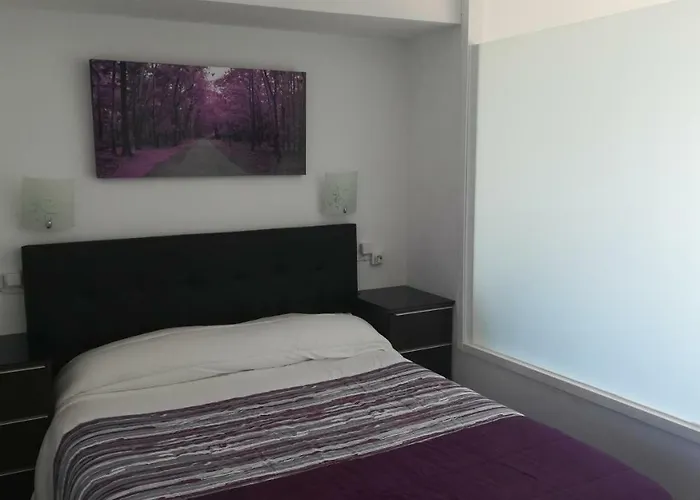 Apartamento-estudio First Line Of The Malaga -benalmadena 公寓式酒店 贝纳尔马德纳